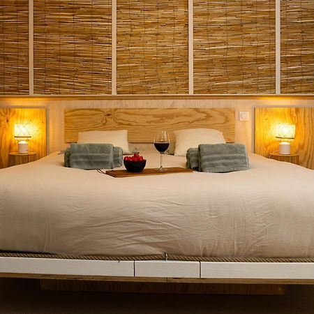 Love Room Suite Bali - Auray En Bretagne Brech 外观 照片