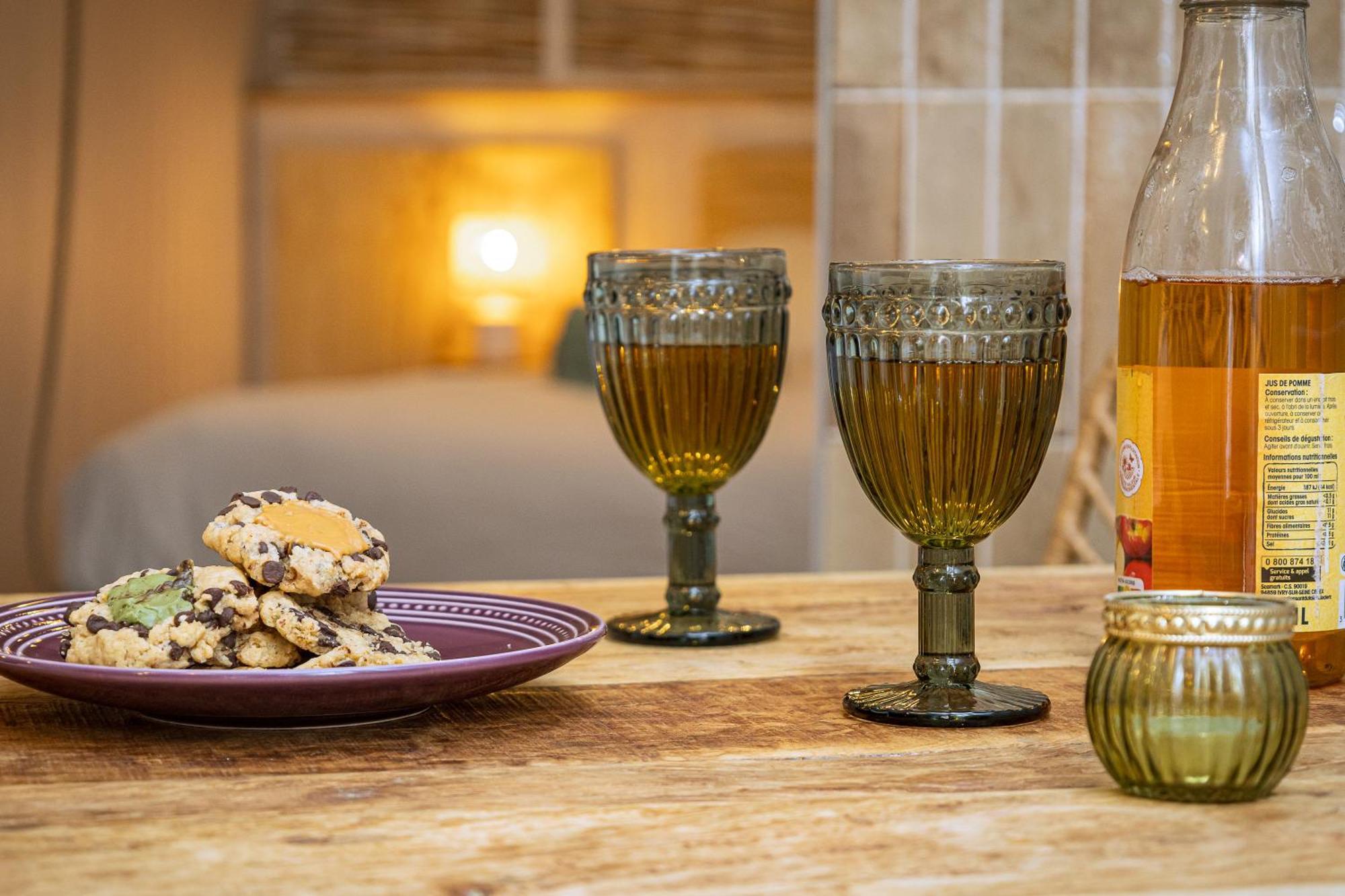 Love Room Suite Bali - Auray En Bretagne Brech 外观 照片