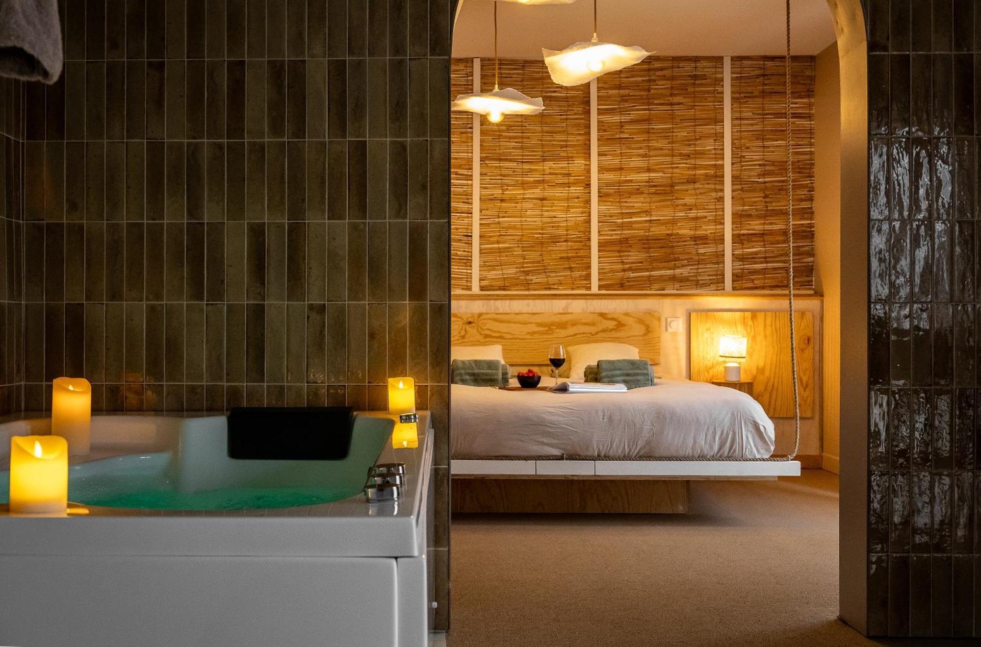 Love Room Suite Bali - Auray En Bretagne Brech 外观 照片